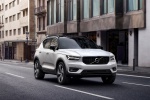 2019 Volvo XC40 T5 R-Design AWD in Crystal White Metallic - Driving Front Right View